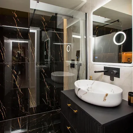 18th Elite View By Tower 4*